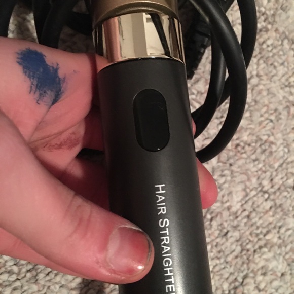 NEW HAIR STRAIGHTENER!!! - Picture 2 of 3